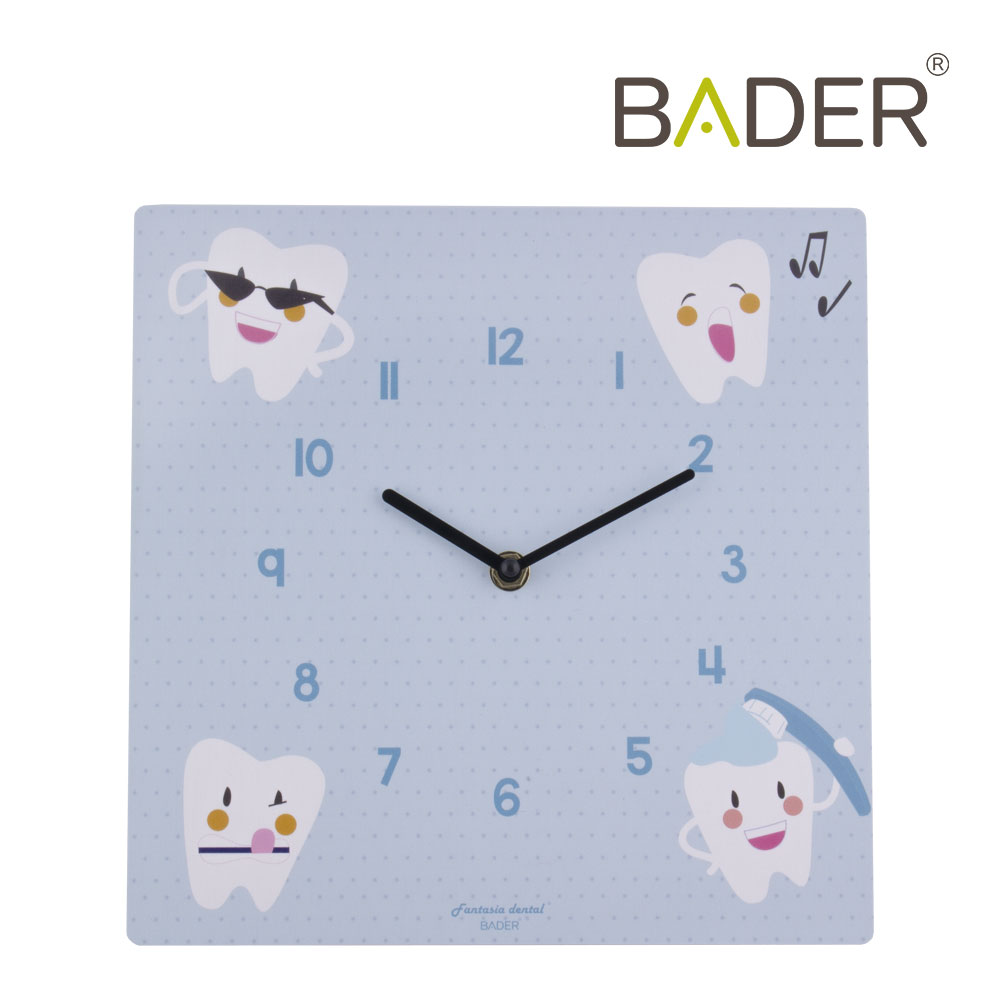RELOJ DE PARED CUADRADO